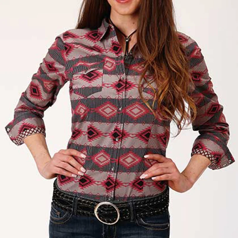 Roper Women's Aztec Print Long Sleeve Shirt