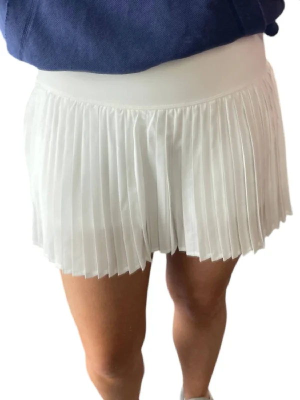 Active Pleated Skort In White