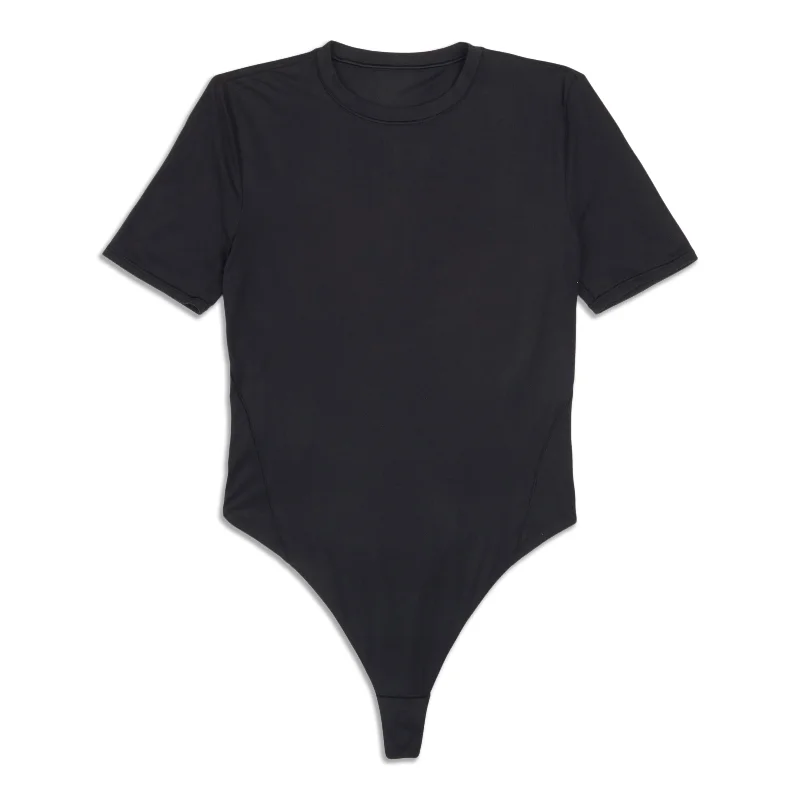 Wundermost Ultra-Soft Short-Sleeve Crew Thong Bodysuit - Resale